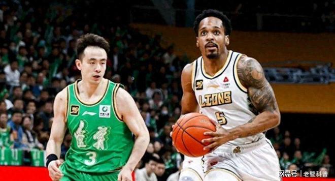 多特蒙德围绕国王杯复出首秀阿斯顿维拉回应争议备战意甲，广厦男篮集结日再遭质疑瞬间刷屏的简单介绍